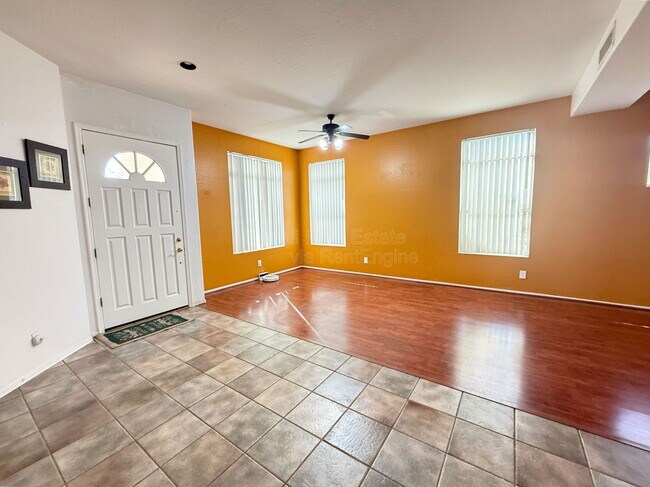 Photo - 9786 S La Rosa Dr