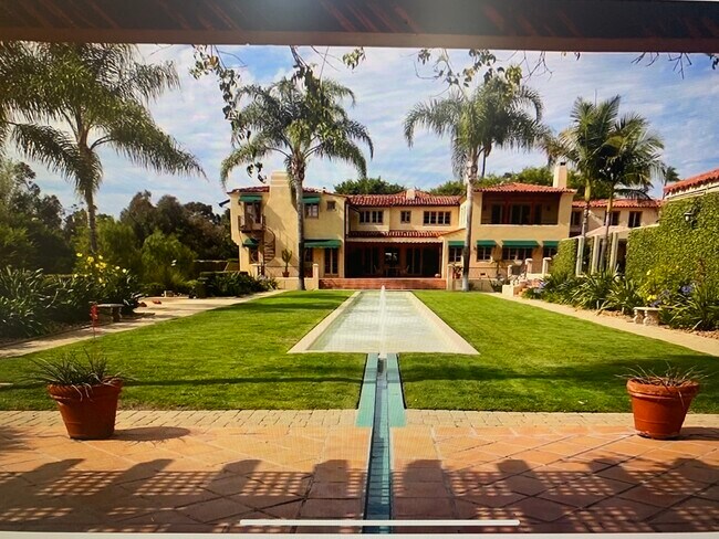 Photo - 1048 Myrtle Way