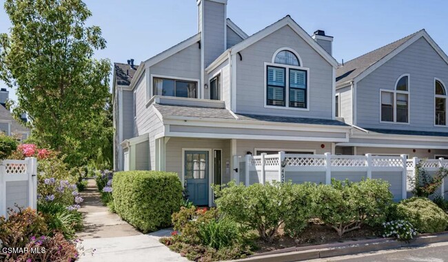 Photo - 4523 Carpinteria Ave Townhome