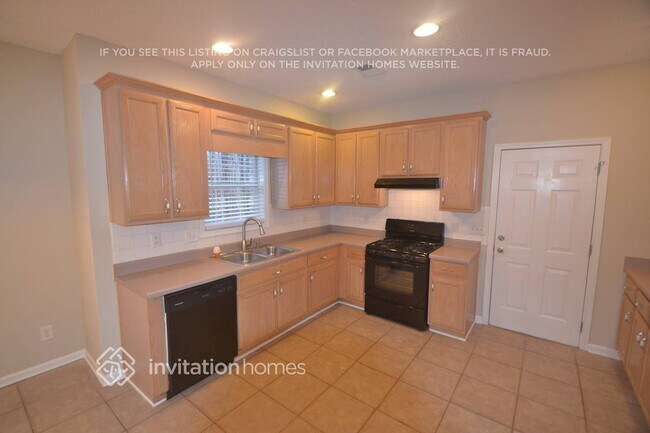 Photo - 225 Hunters Chase