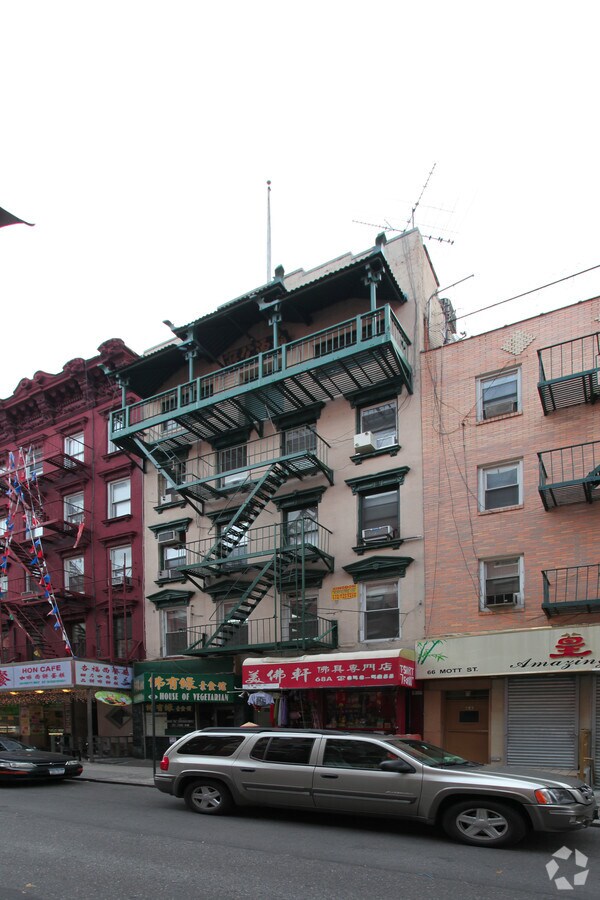 Photo - 68 Mott St