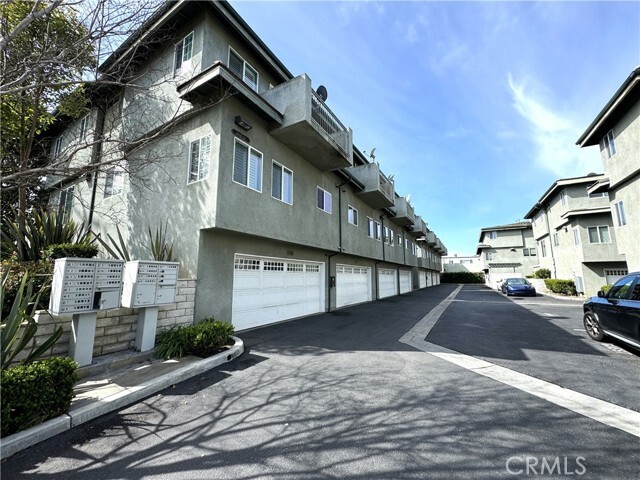 Photo - 16629 Yukon Ave Townhome