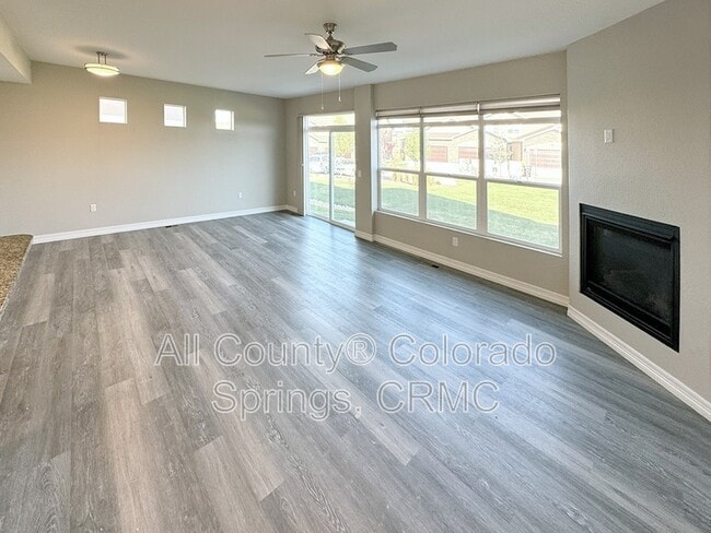 Photo - 764 Brambleberry Hts