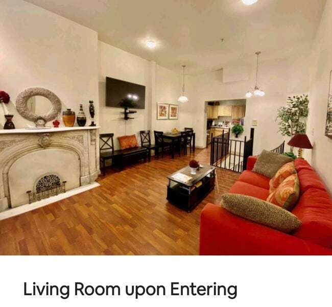 Photo - 927 N Calvert St Unidad 1F