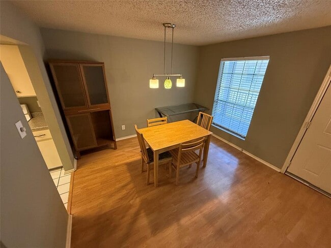 Photo - 2401 Leon St Unit 209