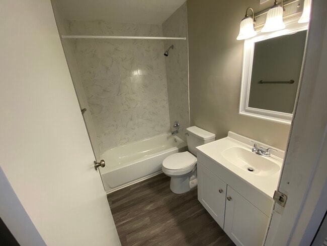 Grey Ridge Apartments