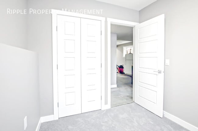 Photo - 2 BED/ 1 BATH BASEMENT UNIT