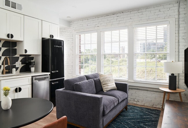 Photo - 1460 W Peachtree St NW Apartamento Unidad ID1035325P