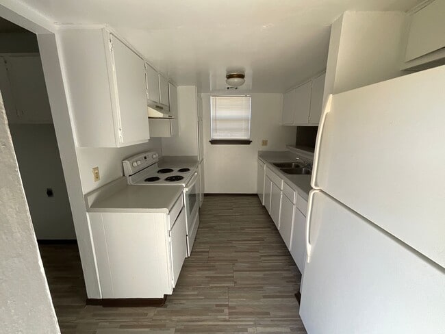 Photo - 3 bed, 2 bath, 1 car garage Duplex