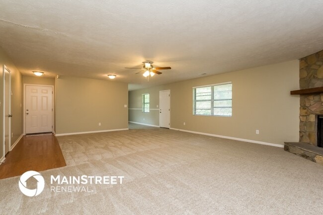 Photo - 3790 Creekview Cir