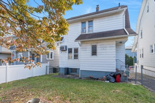 Photo - 256 Hamilton Ave