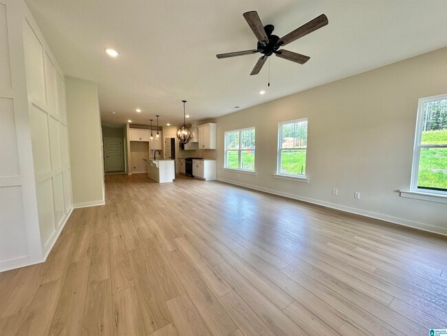 Photo - 1014 Unali Ln