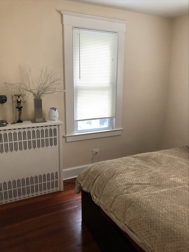 Building Photo - 48 Nesbit Avenue Unit 1st Floor