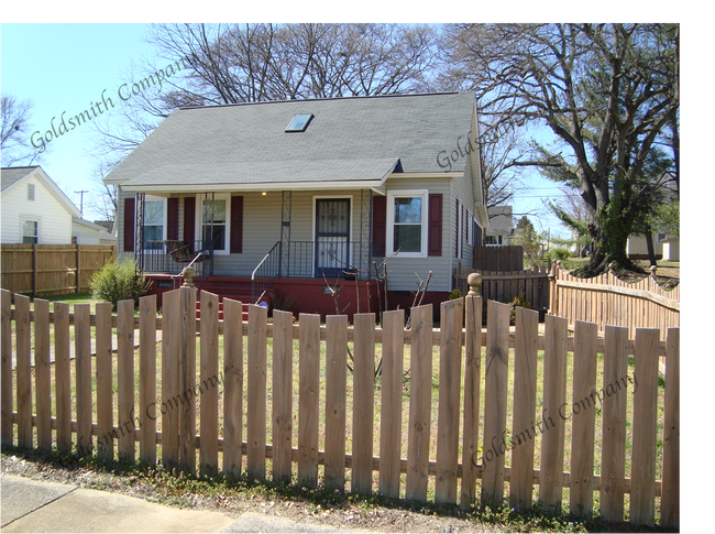 Building Photo - 63 Duke St Rental