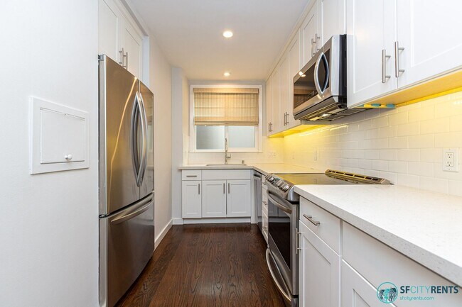 Photo - Pacific Heights: 2 Bedrooms + Office Steps Away From Lafayette Park w/ Garage Parking Included Unit 1970 Sacramento St. #101