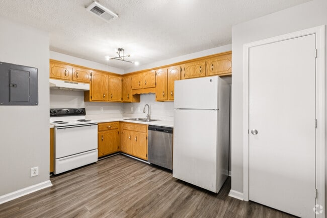 2BR, 1BR - 800SF - Kitchen - Liberty Homes Apartments