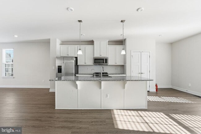 Photo - 42538 Tiber Falls Sq