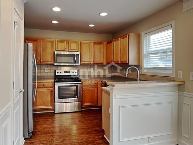 Photo - 143 Hawken Trail