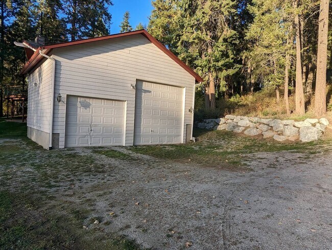 Photo - 134 Hanaford Rd