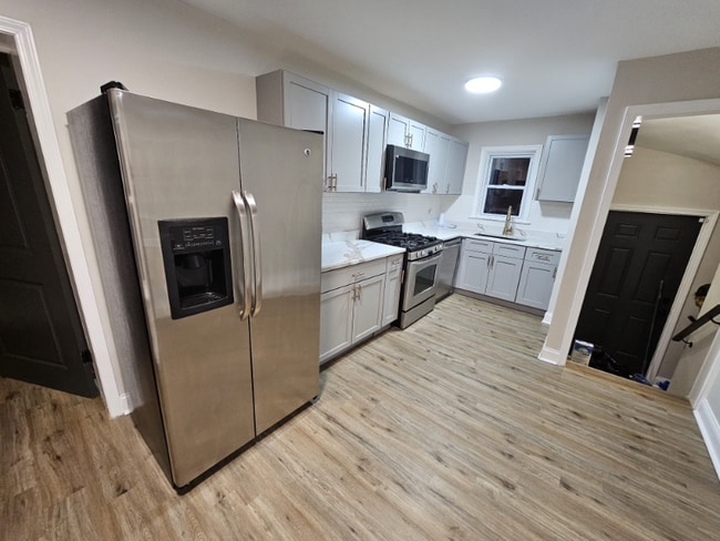 Photo - 2110 S 23rd Ave