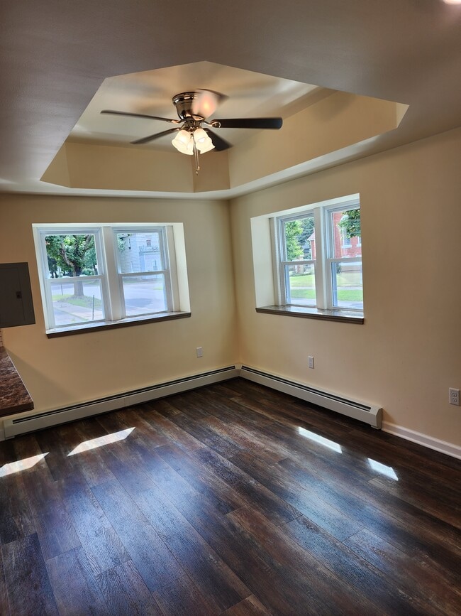 Photo - 35 Orchard St