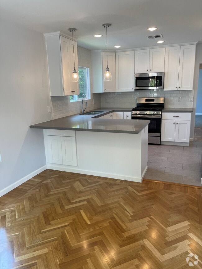 Kitchen - 8574 Rugby Dr Unit 3 Rental