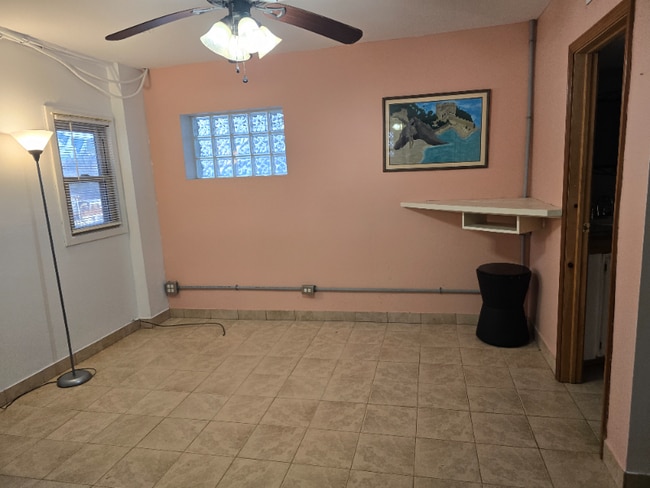 Photo - 324 S French Broad Ave Unit Back Apartment