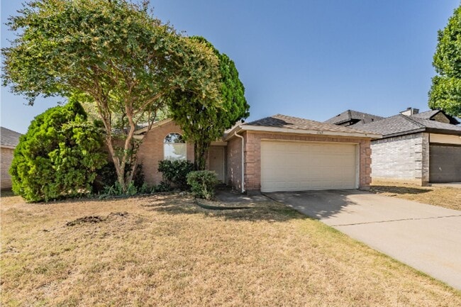 1740 Cedar Tree Dr