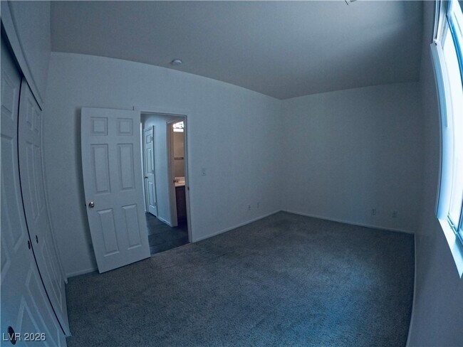 Photo - 5843 Noble Stand St