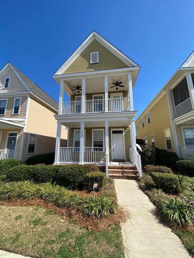 Building Photo - 3673 Longfellow Rd Rental
