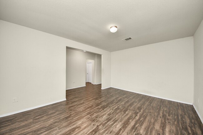 Photo - 25827 Kinship Ct