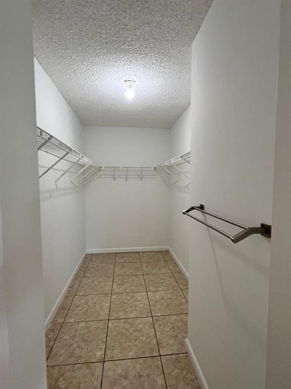 Photo - 351 Palm Way Unit 204