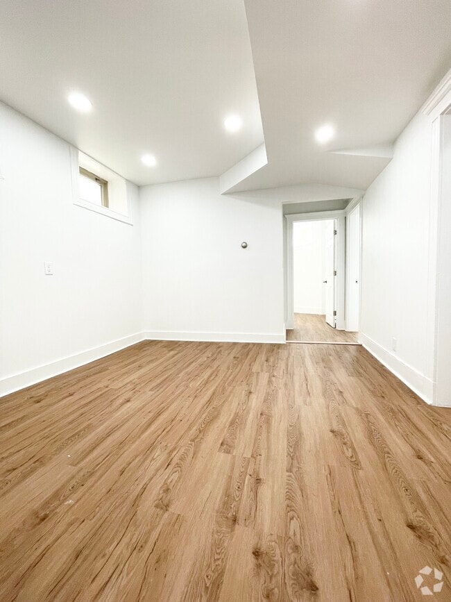 Building Photo - 15 Woodbridge St Unit 14 Rental