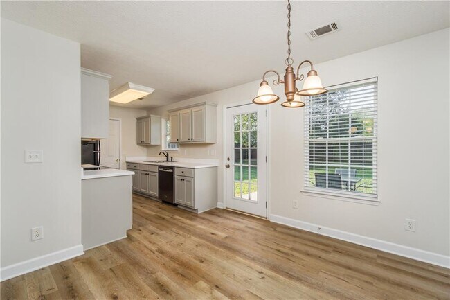 Photo - 326 Fortner Dr