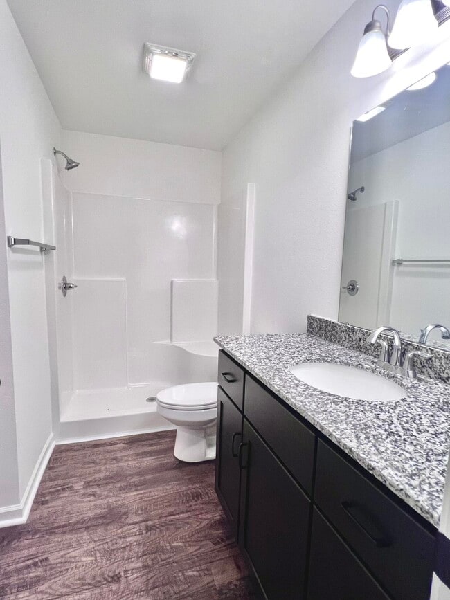 Photo - 1100 Pawpaw Pl