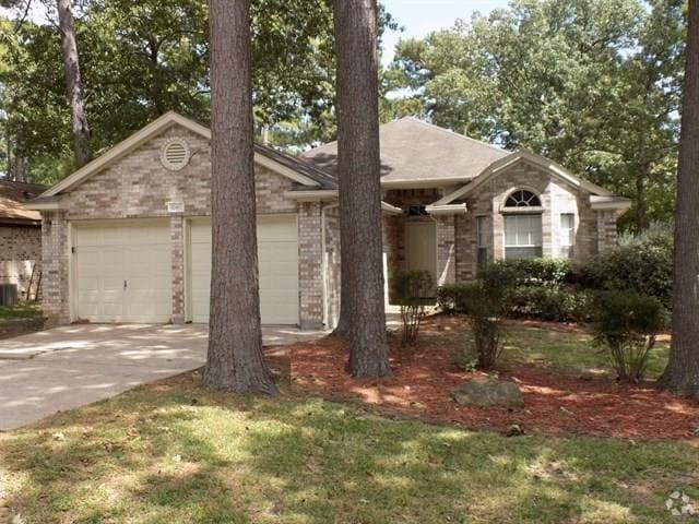 Building Photo - 10467 Twin Circles Dr Rental