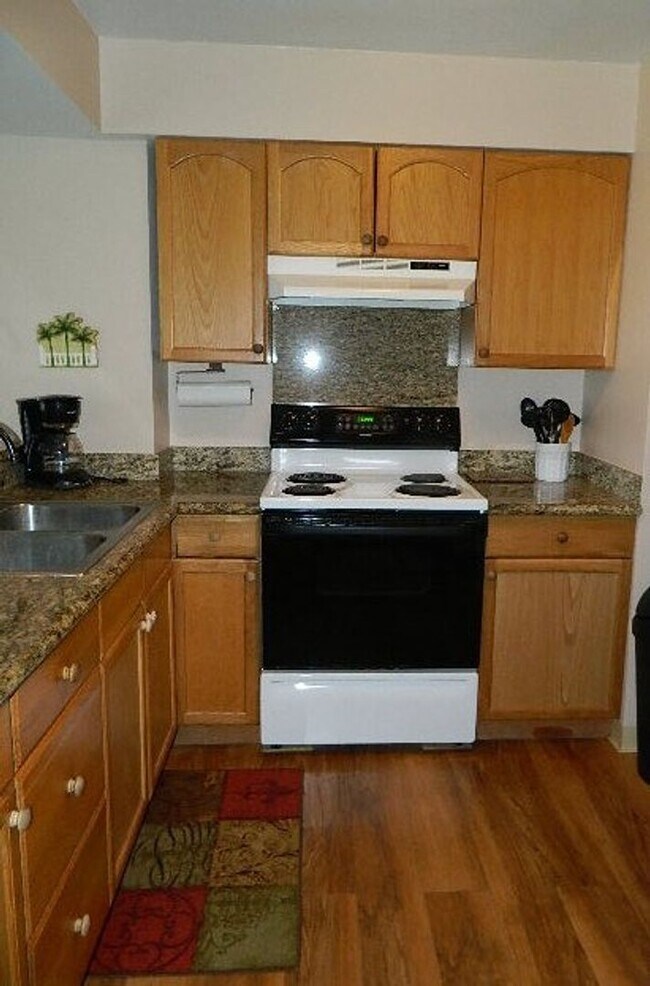 Photo - Makaha Valley Towers - One Bedroom Unit 608