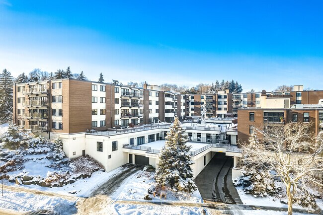 Photo - Groveland Terrace