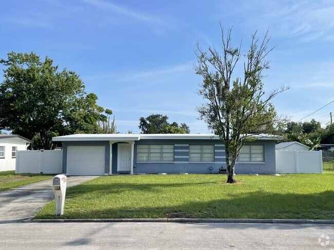 Building Photo - 1515 Sawyerwood Ave Rental