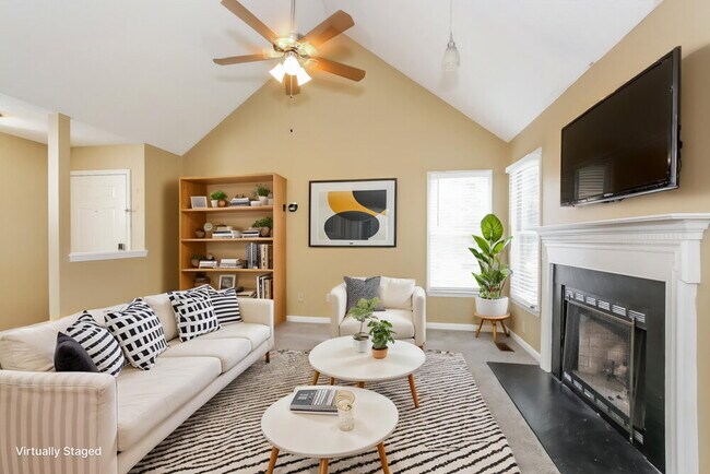 Photo - 7 Planters Wood Trail