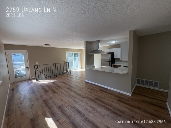 Photo - 2759 Upland Ln N