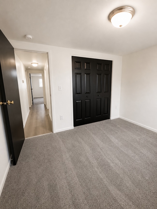 Photo - Jefferson Trace Apartments 2 Bedroom and 1.5 Bathroom  - Apply Now~ Unit Jefferson Trace 3-14