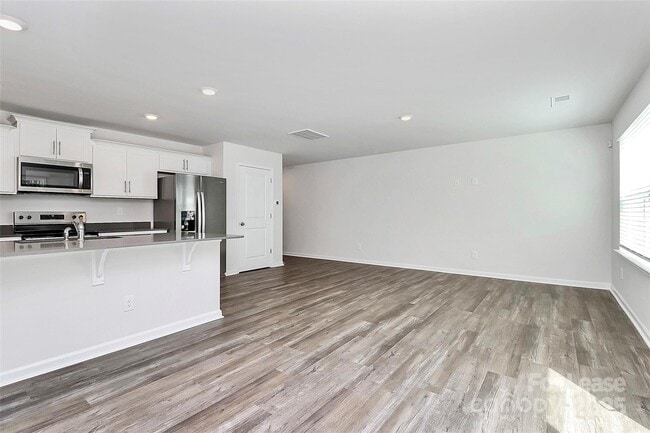 Photo - 2927 Penninger Cir