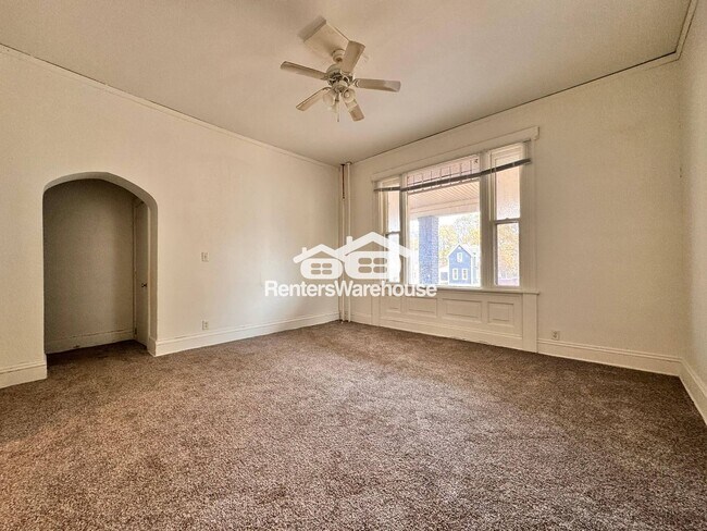 Photo - 1326 E 9th St