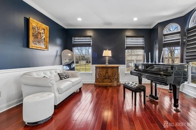 Photo - 16 Valley Wood Dr