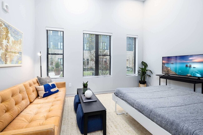 JaegerSquare.com5 - Jaeger Square