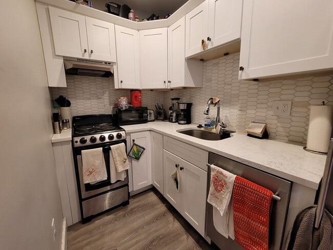 Building Photo - 431 Marlborough St Unit 6