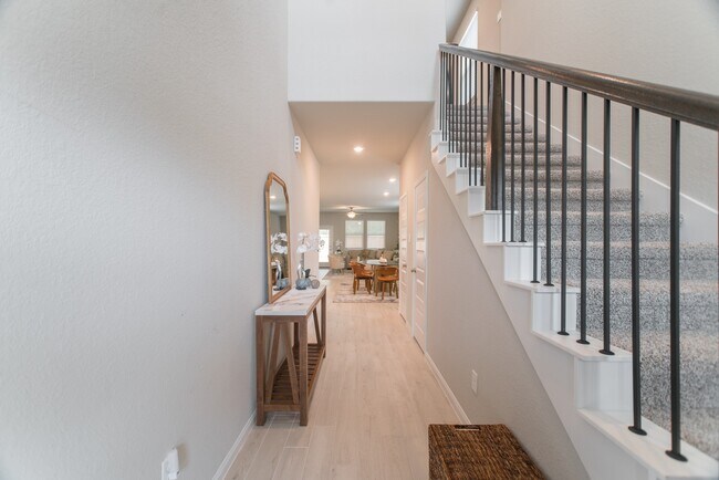 Photo - 17542 Rosette Grass Dr