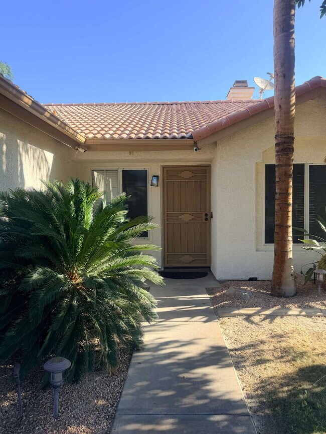 Photo - 3-Bedroom Home, Large Rear Yard!
La Quinta, Long-term (1 Year) Rental
