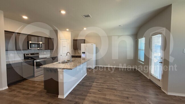 Photo - 802 Turnbuckle Ct